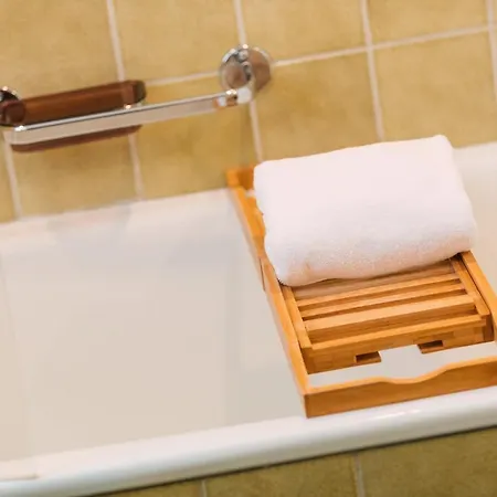 Backcountry Hotel*super Premium *